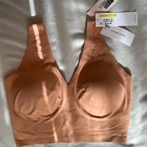 Calvin Klein Invisibles Bralette. NWT